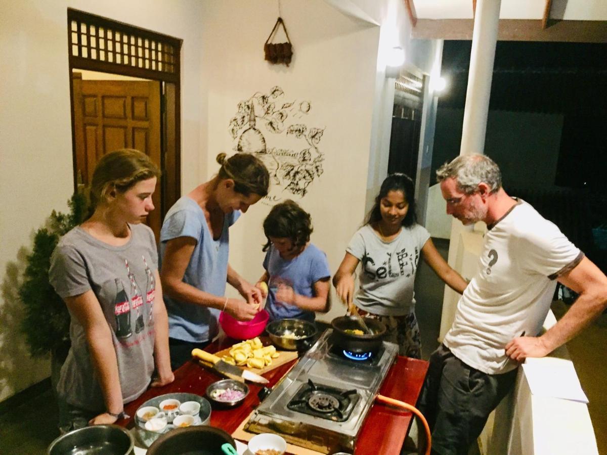 Sweet Home Tourist Rest, Cooking Classes & Tours Anuradhapura Exterior photo
