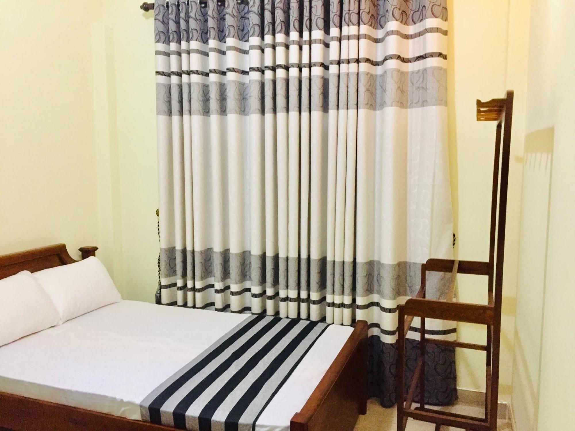 Sweet Home Tourist Rest, Cooking Classes & Tours Anuradhapura Exterior photo