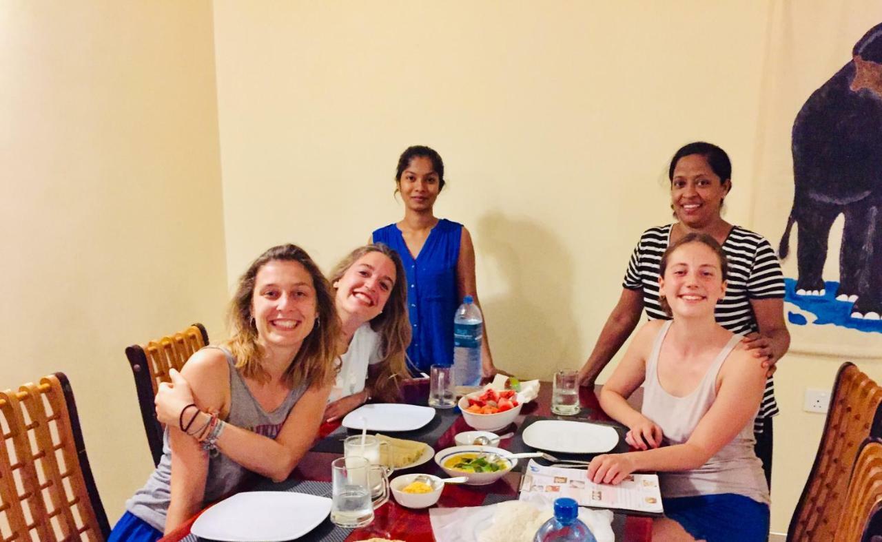 Sweet Home Tourist Rest, Cooking Classes & Tours Anuradhapura Exterior photo